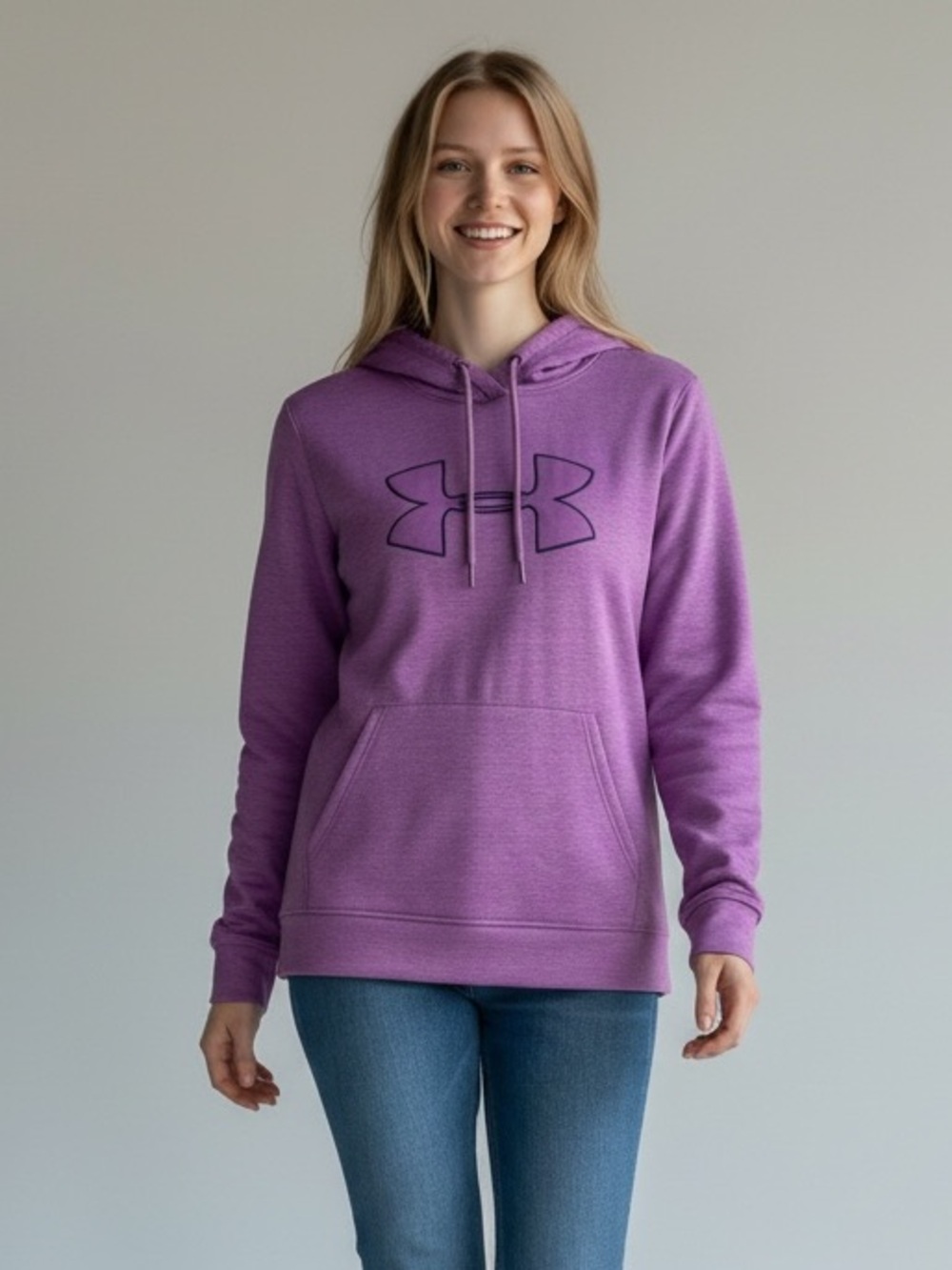 UNDER ARMOUR Women’s Medium Purple Performance Hoodie Sweatshirt